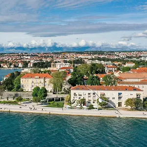 Apartment Mona Lisa's View In Old Town, Zadar